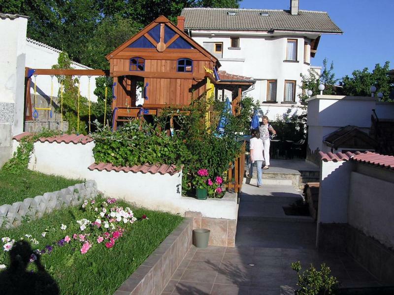 Hotel Aleksievata Kashta Gurgulyat Екстер'єр фото