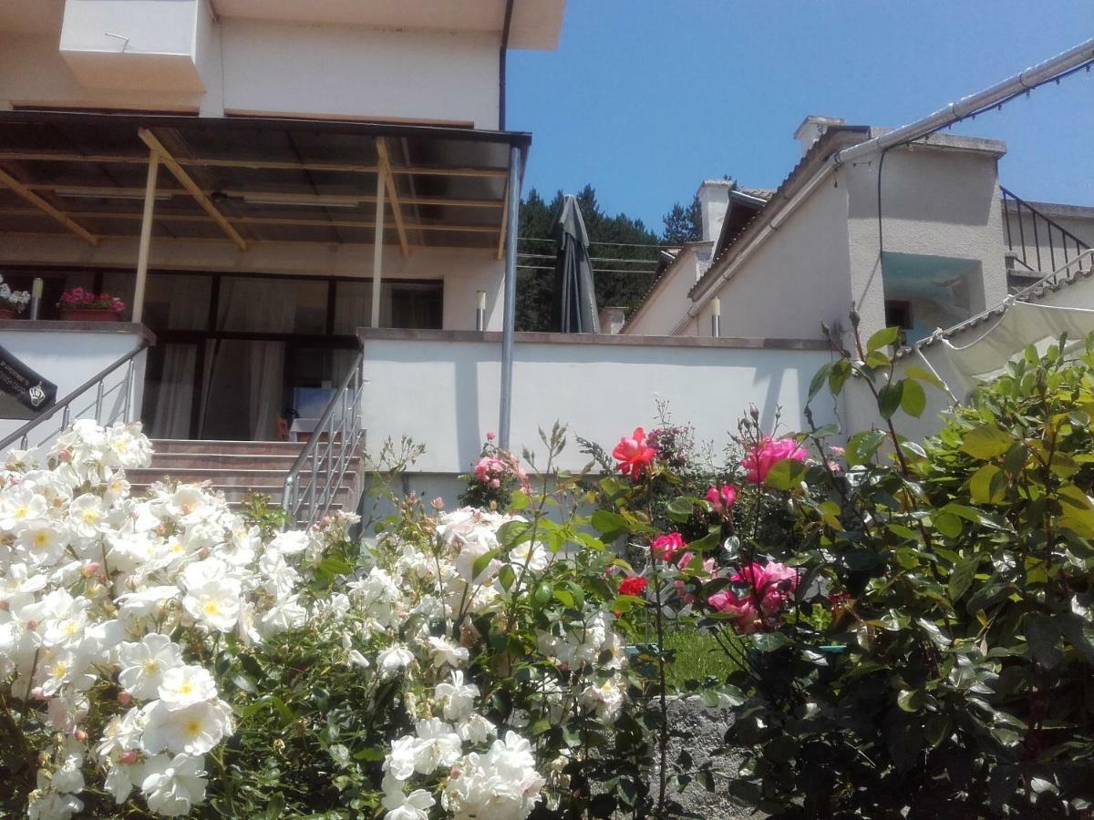 Hotel Aleksievata Kashta Gurgulyat Екстер'єр фото